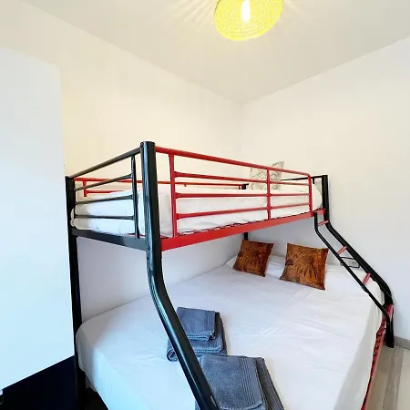 Costes Road Apartment